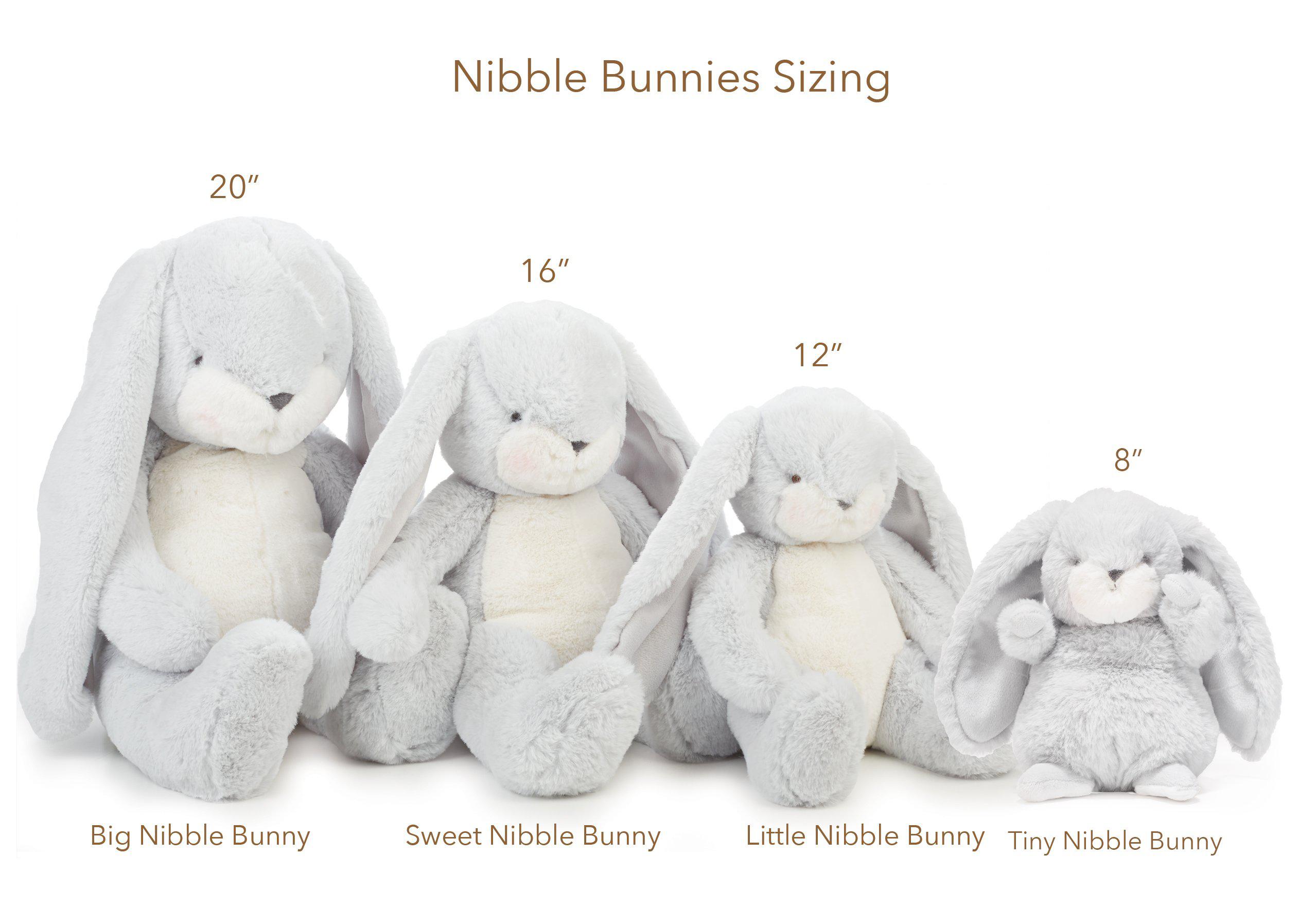 RETIRED - Limited Edition - Holiday Big Nibble Gray 20 Bunny